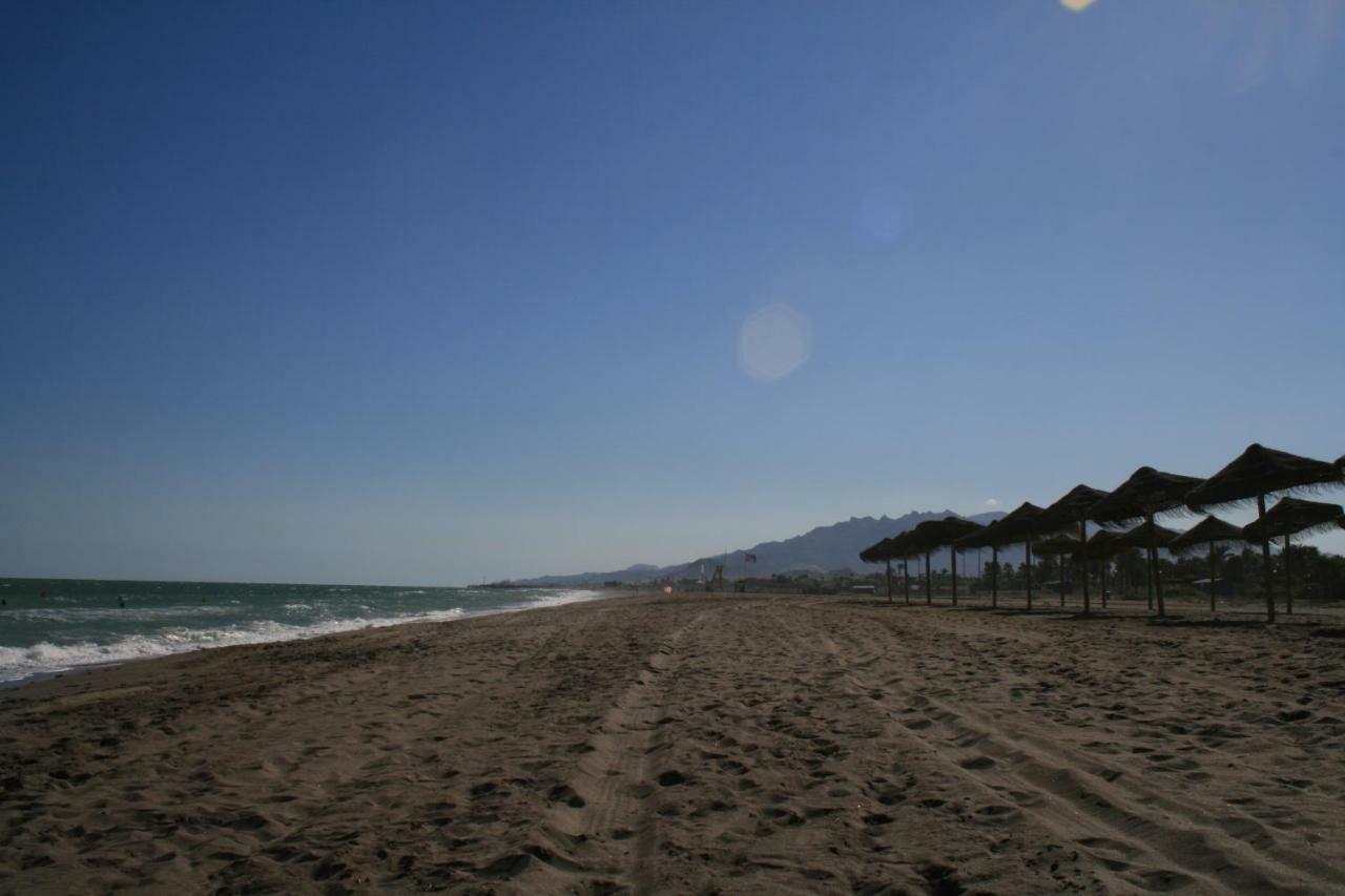 Jardines De Nuevo Vera - Magnifico Apartamento A Pie De Playa Luaran gambar
