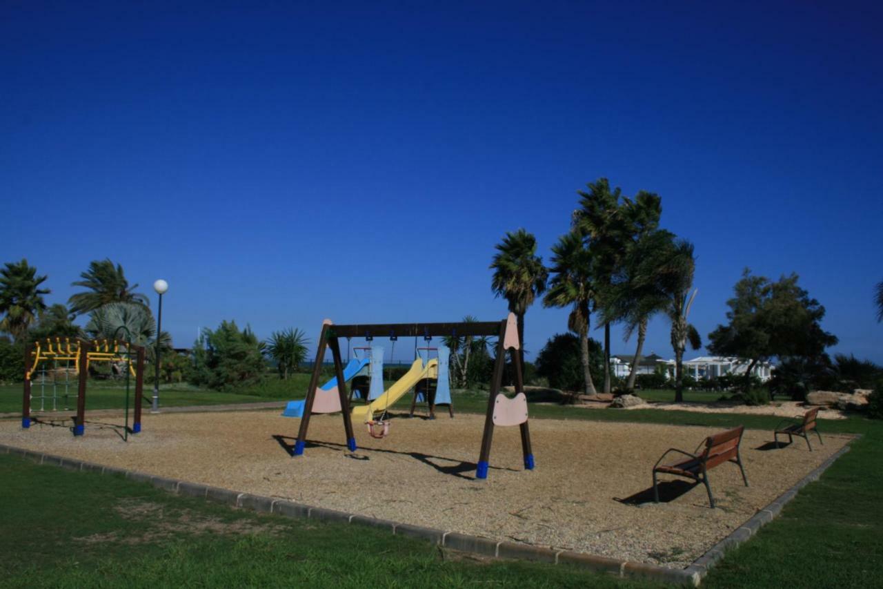 Jardines De Nuevo Vera - Magnifico Apartamento A Pie De Playa Luaran gambar